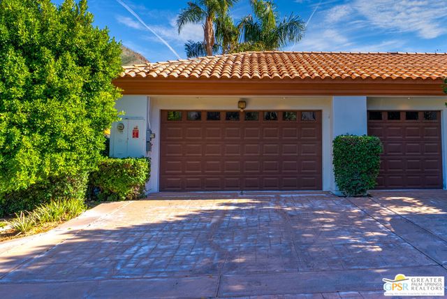 1019 Andreas Palms Drive, Palm Springs, CA 92264