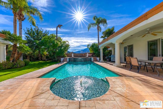 1019 Andreas Palms Drive, Palm Springs, CA 92264