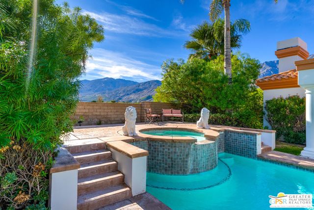 1019 Andreas Palms Drive, Palm Springs, CA 92264