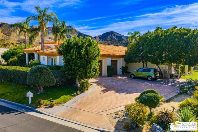 1019 Andreas Palms Drive, Palm Springs, CA 92264