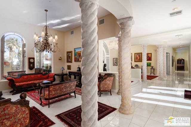 1019 Andreas Palms Drive, Palm Springs, CA 92264