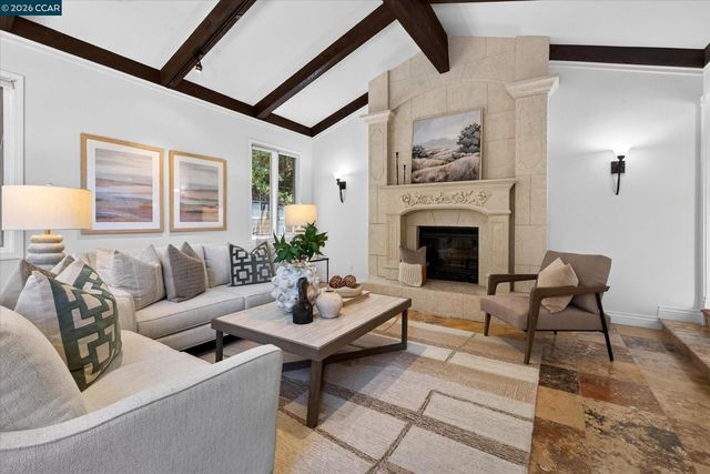 4211 Blackhawk Meadow Pl, Danville, CA 94506