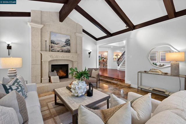 4211 Blackhawk Meadow Pl, Danville, CA 94506