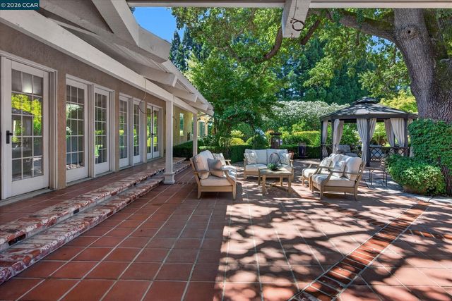 4211 Blackhawk Meadow Pl, Danville, CA 94506
