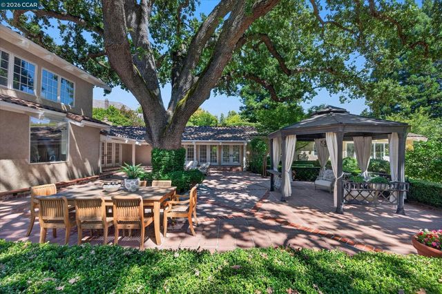 4211 Blackhawk Meadow Pl, Danville, CA 94506