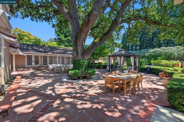 4211 Blackhawk Meadow Pl, Danville, CA 94506