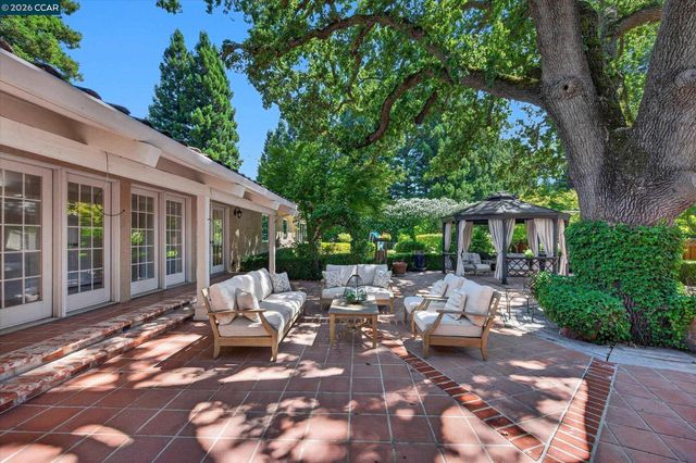 4211 Blackhawk Meadow Pl, Danville, CA 94506