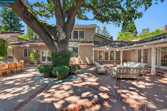 4211 Blackhawk Meadow Pl, Danville, CA 94506