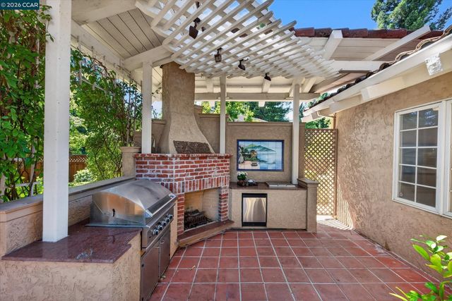 4211 Blackhawk Meadow Pl, Danville, CA 94506