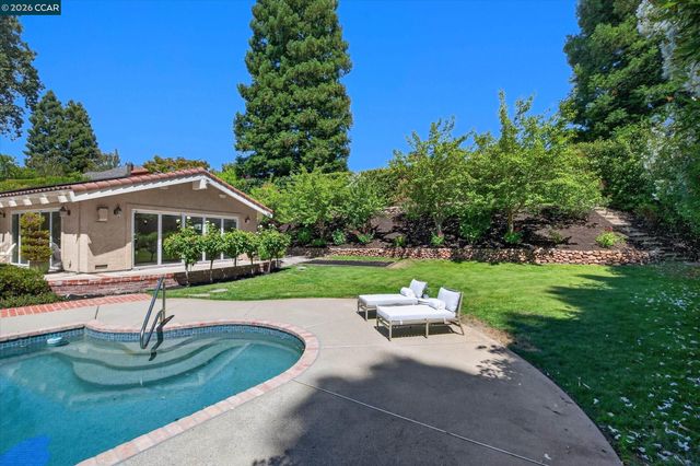 4211 Blackhawk Meadow Pl, Danville, CA 94506