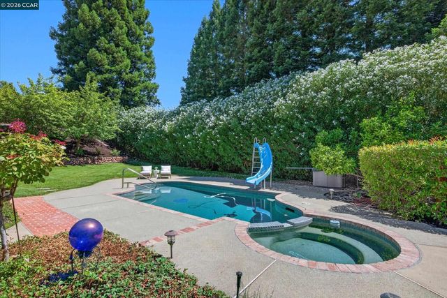 4211 Blackhawk Meadow Pl, Danville, CA 94506
