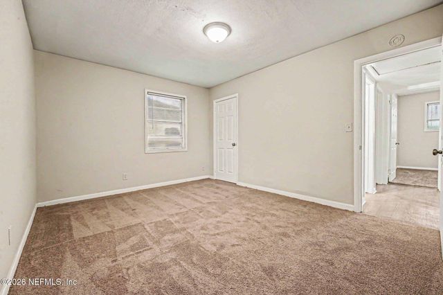 1933 GAMEWELL Road, Jacksonville, FL 32211