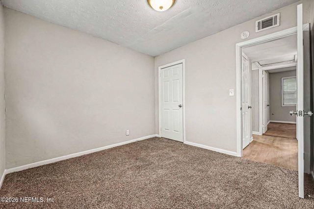 1933 GAMEWELL Road, Jacksonville, FL 32211