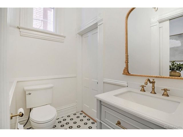 226 W 2nd Ave, Denver, CO 80223