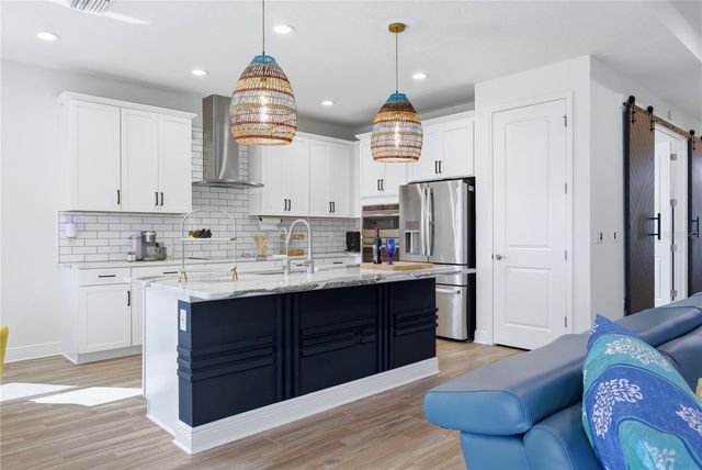 5542 NATIVE HENNA COURT, Sarasota, FL 34238