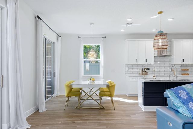 5542 NATIVE HENNA COURT, Sarasota, FL 34238