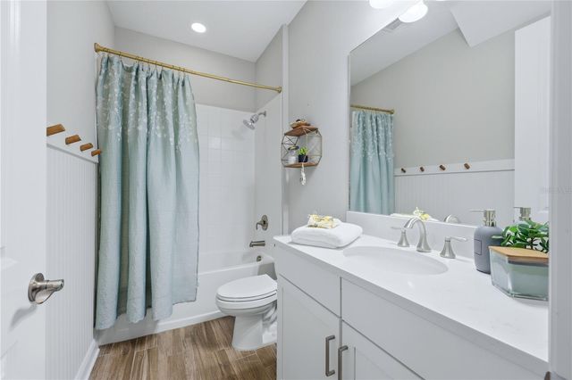 5542 NATIVE HENNA COURT, Sarasota, FL 34238