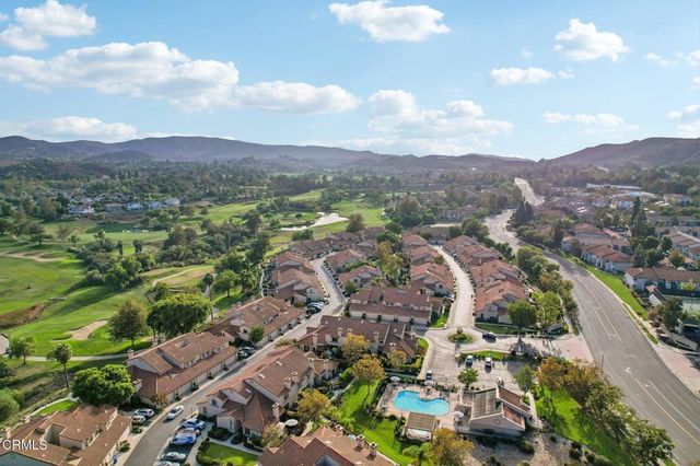390 Country Club Drive B, Simi Valley, CA 93065