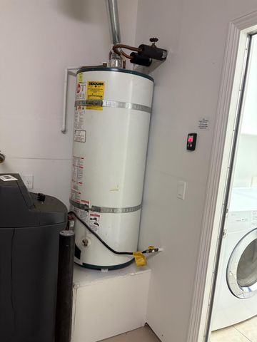 5648 John Runge St, Sacramento, CA 95835