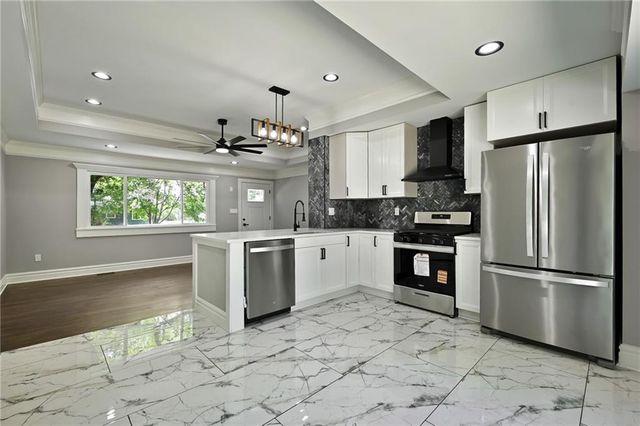 4312 S James Street, Independence, MO 64055