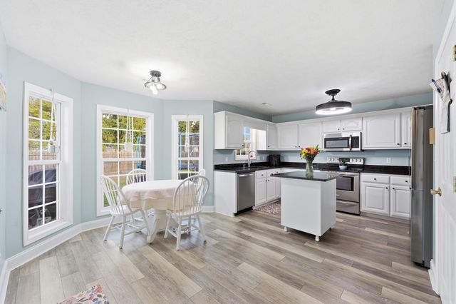 803 Golden Eagle Dr., Conway, SC 29527