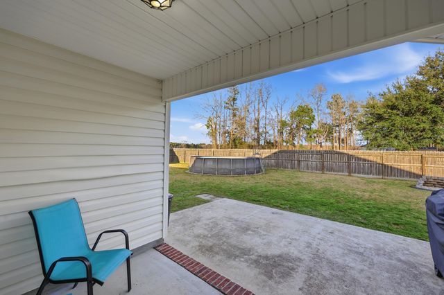 803 Golden Eagle Dr., Conway, SC 29527