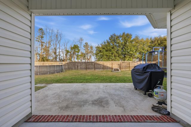 803 Golden Eagle Dr., Conway, SC 29527