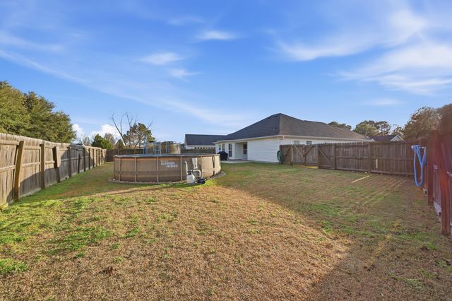 803 Golden Eagle Dr., Conway, SC 29527