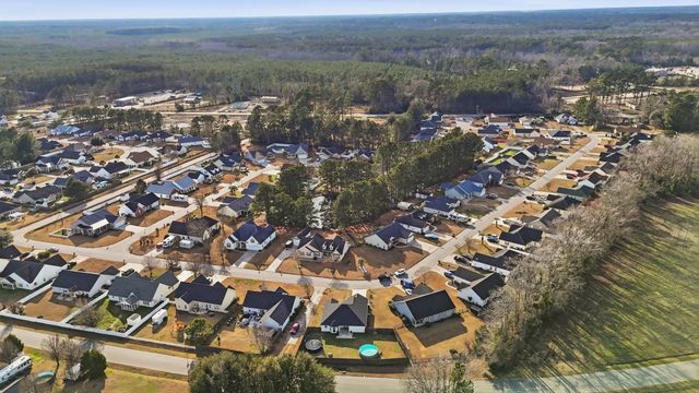 803 Golden Eagle Dr., Conway, SC 29527