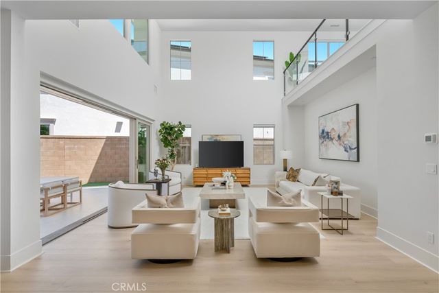 132 Drumbeat, Irvine, CA 92618