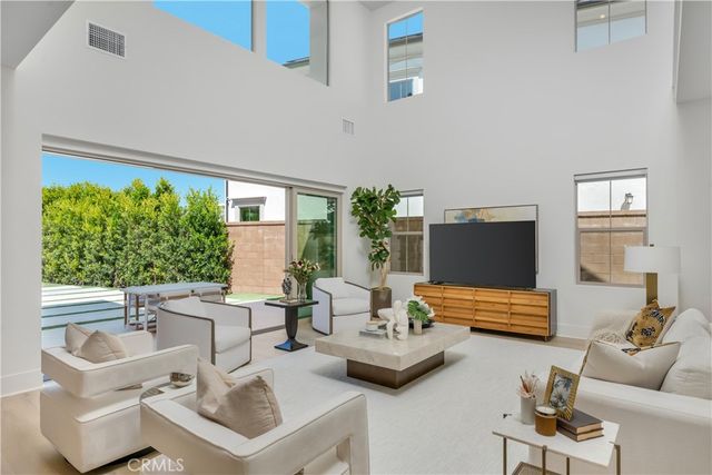 132 Drumbeat, Irvine, CA 92618
