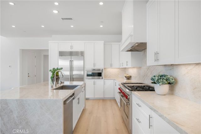 132 Drumbeat, Irvine, CA 92618