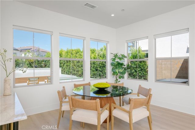 132 Drumbeat, Irvine, CA 92618