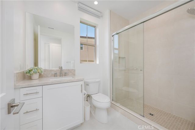 132 Drumbeat, Irvine, CA 92618
