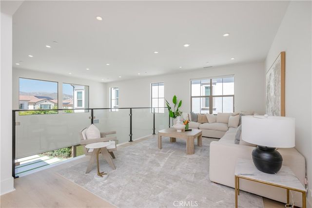 132 Drumbeat, Irvine, CA 92618
