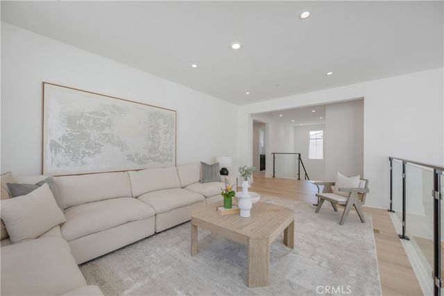 132 Drumbeat, Irvine, CA 92618