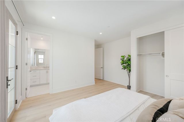 132 Drumbeat, Irvine, CA 92618