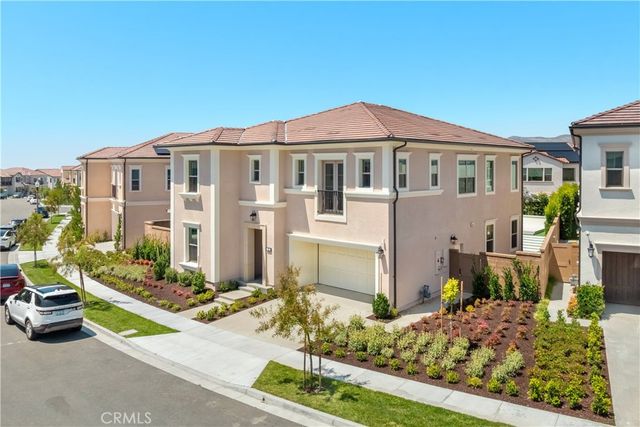 132 Drumbeat, Irvine, CA 92618