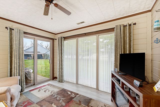 1836 Crystal Bay East Drive, Plainfield, IN 46168