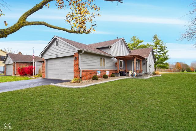 1836 Crystal Bay East Drive, Plainfield, IN 46168