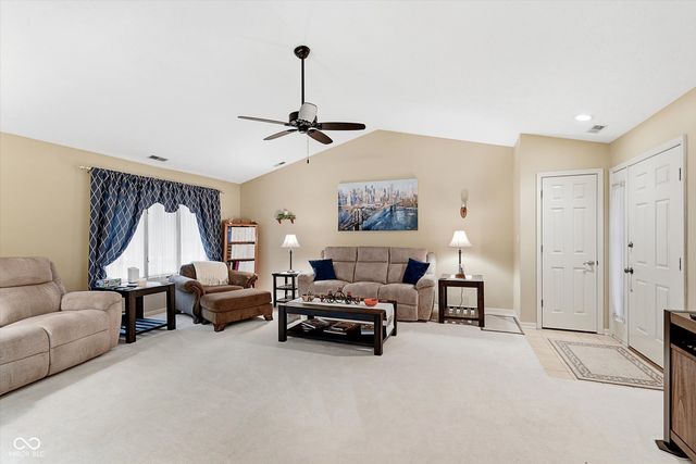 1836 Crystal Bay East Drive, Plainfield, IN 46168