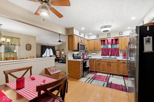 1836 Crystal Bay East Drive, Plainfield, IN 46168