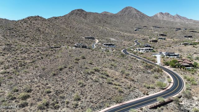 15744 N MOUNTAIN Parkway 224, Fountain Hills, AZ 85268