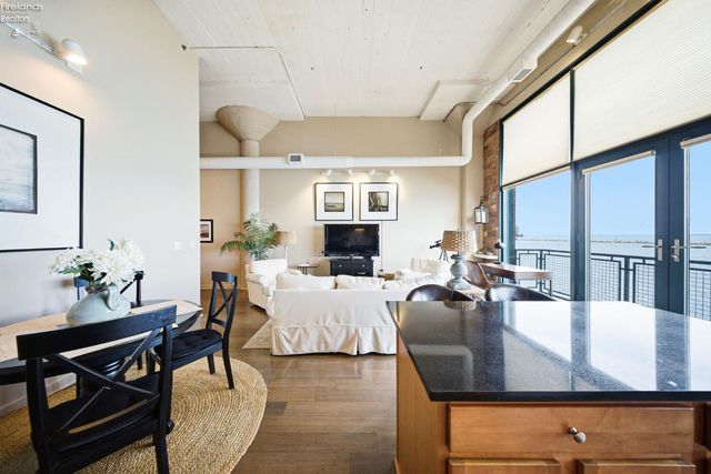 401 W Shoreline Dr Unit 267, Sandusky, OH 44870