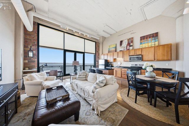 401 W Shoreline Dr Unit 267, Sandusky, OH 44870