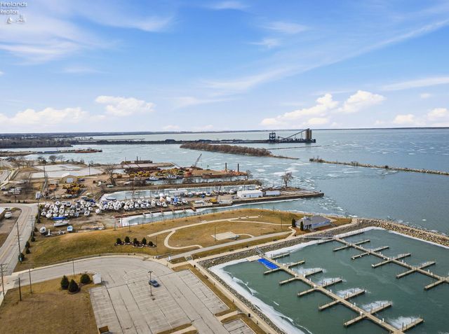 401 W Shoreline Dr Unit 267, Sandusky, OH 44870