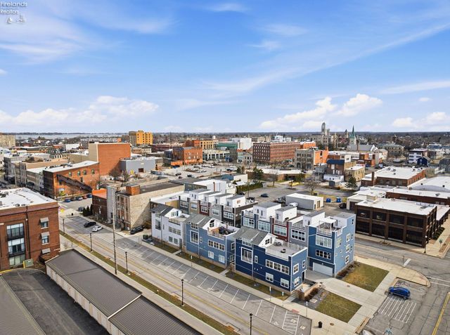 401 W Shoreline Dr Unit 267, Sandusky, OH 44870