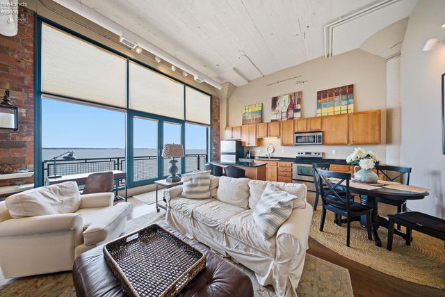 401 W Shoreline Dr Unit 267, Sandusky, OH 44870