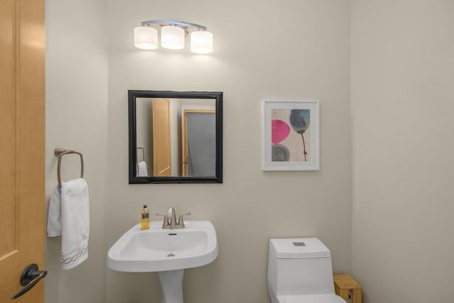 190 Elm Street, Saint Paul, MN 55102