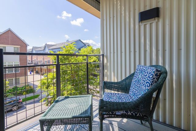 190 Elm Street, Saint Paul, MN 55102